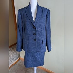 Le Suit Elegant Navy Blue Blazer and Skirt Set Sz 16